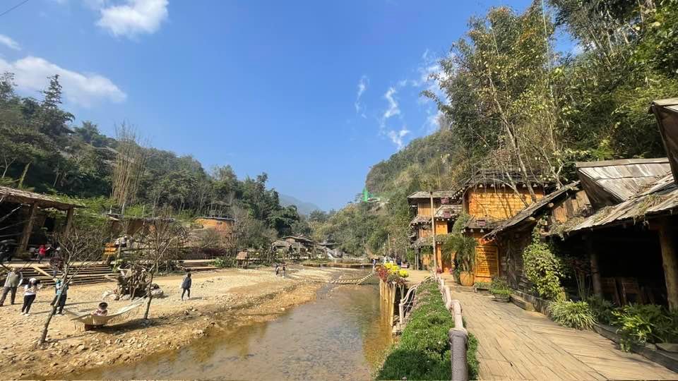 North West Cycling Adventure Tour in Vietnam 9 Days